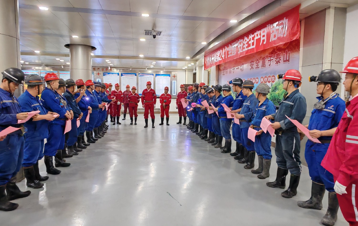 宗成偉到東大煤礦調(diào)研安全生產(chǎn)工作